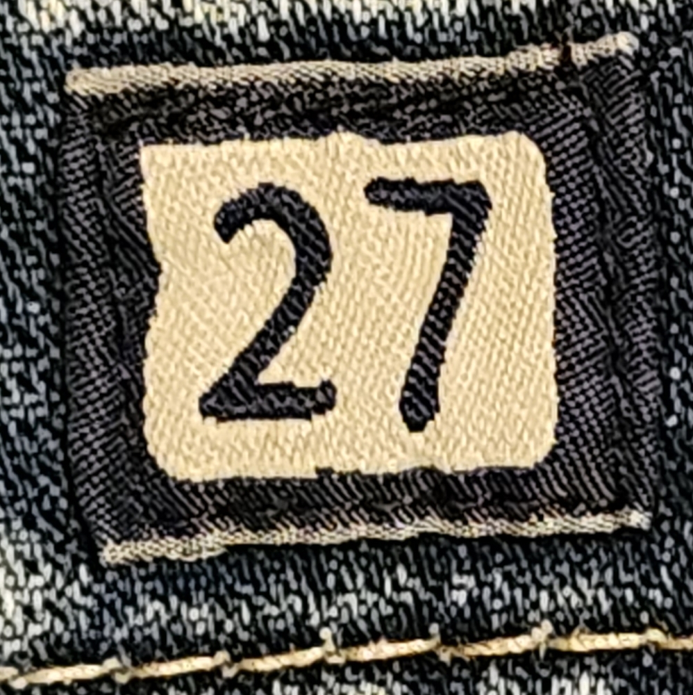 Miss Me Jeans sz. 27.  Waist  32.    CLB - Picture 5 of 9